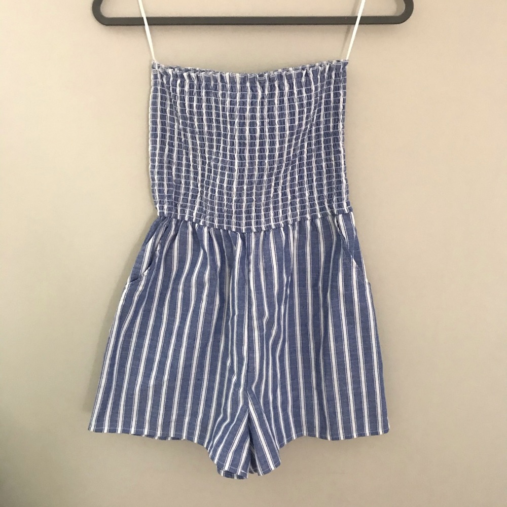 Blue & white size small strapless romper w/pockets
